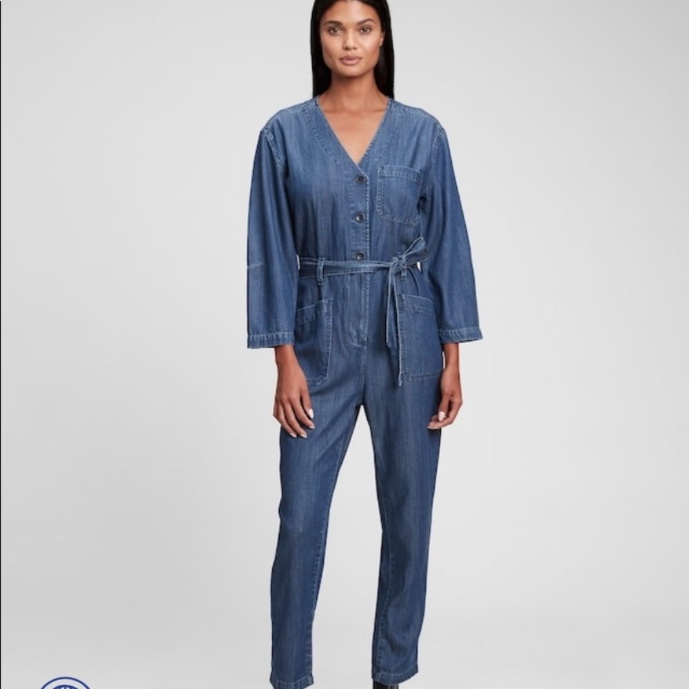 Gap denim utility jumpsuit - Picture 1 of 4